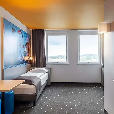 Отель B&B Hotel Landshut Ландсхут