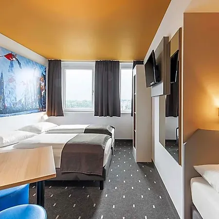 Отель B&B Hotel Landshut Ландсхут
