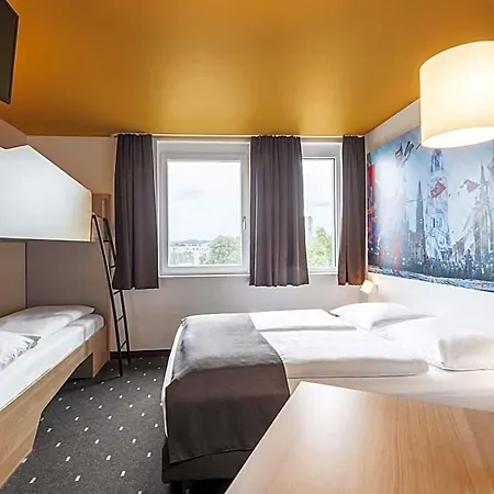 B&B Hotel Landshut Отель 3*